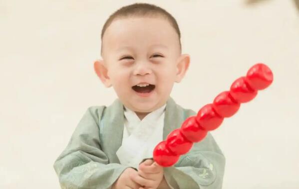 順口洋氣潮一點(diǎn)的男孩名字：澤陽、文進(jìn)(2025精選分享)
